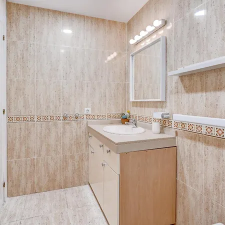 Tropical Views By Sunkeyrents *