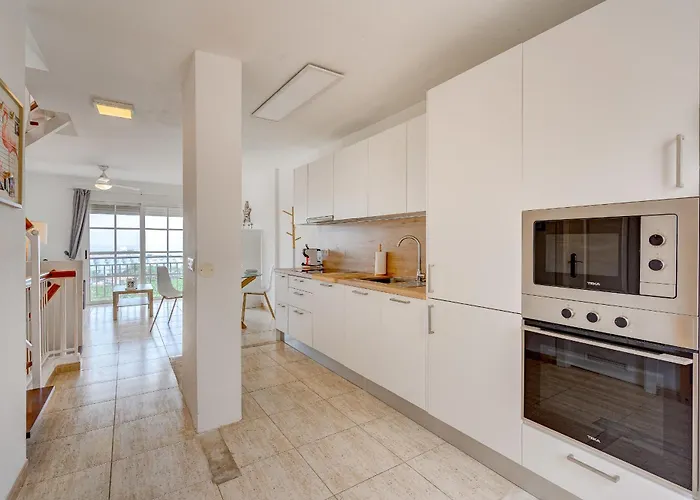 Tropical Views By Sunkeyrents Appartement *